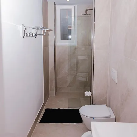 Via Albania - Myslym Shyri Apartment Tirana